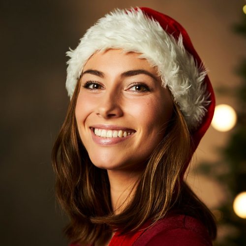 Thumbnail_100_PURE_Christmas_Morning_Beauty_Routine._1200x1200.jpg