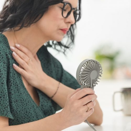 hot-flashes-menopause.jpg hot-flashes-menopause.jpg