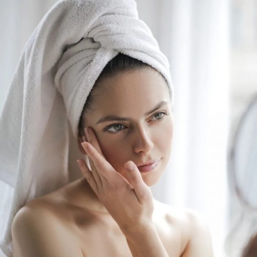 thumbnail-sensitive-skin-heres-why-less-is-more-might-be-your-best-bet_1200x1200.webp.jpeg thumbnail-sensitive-skin-heres-why-less-is-more-might-be-your-best-bet_1200x1200.webp.jpeg